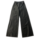 Calça de Couro Flare