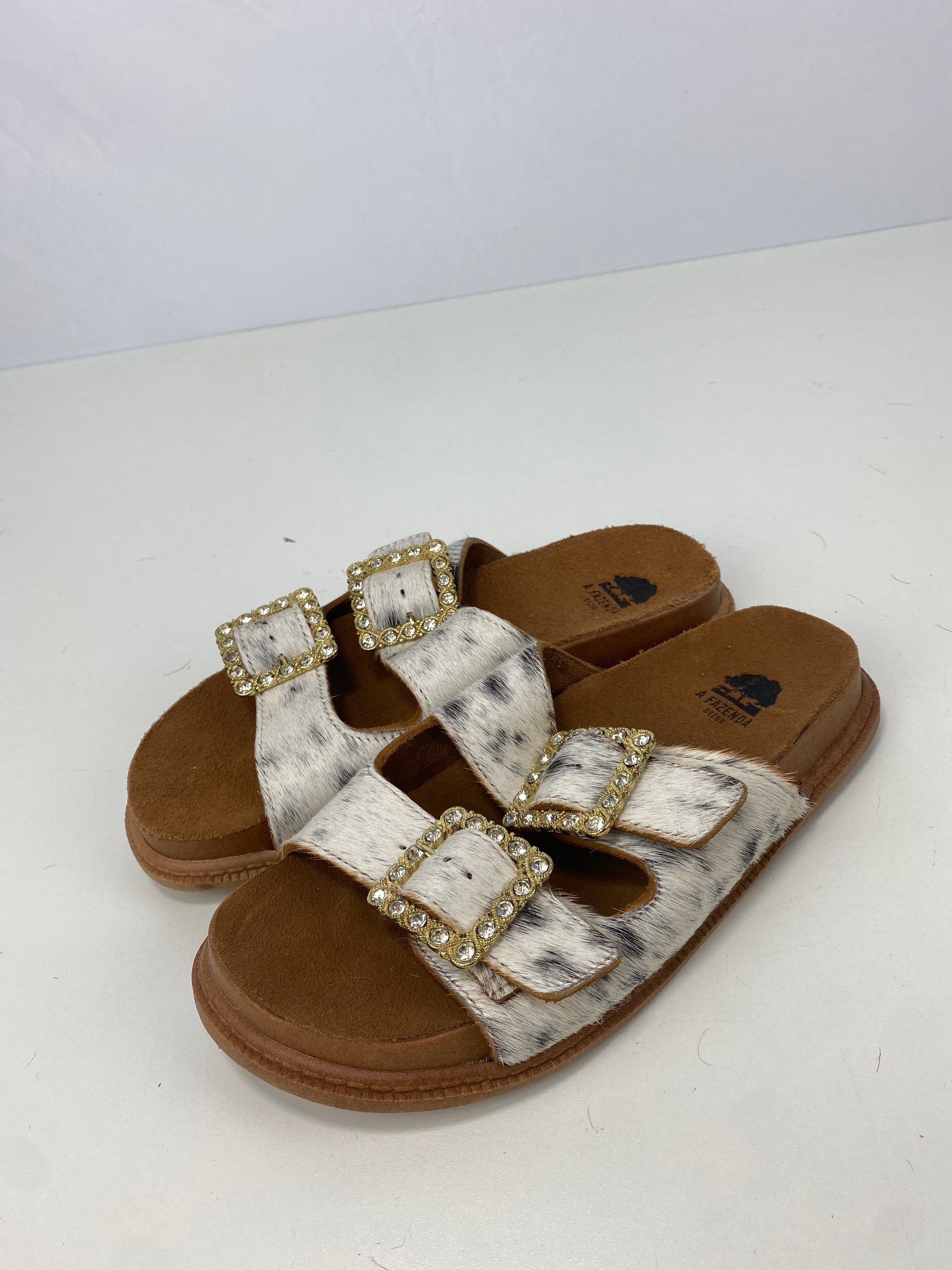 Papete em Couro | Tamanho 35