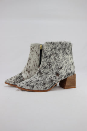 Bota Cano Curto Salto Bloco | Tamanho 36