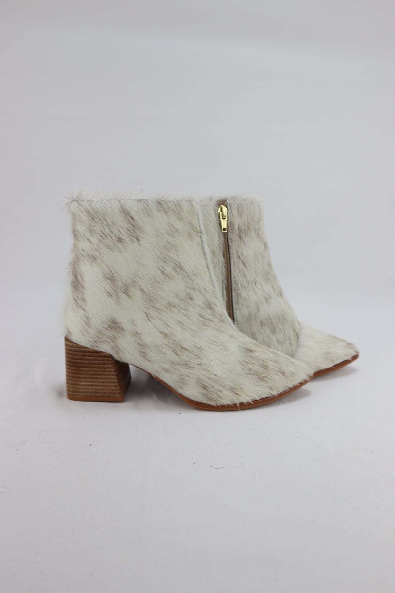 Bota Cano Curto Salto Bloco | Tamanho 36