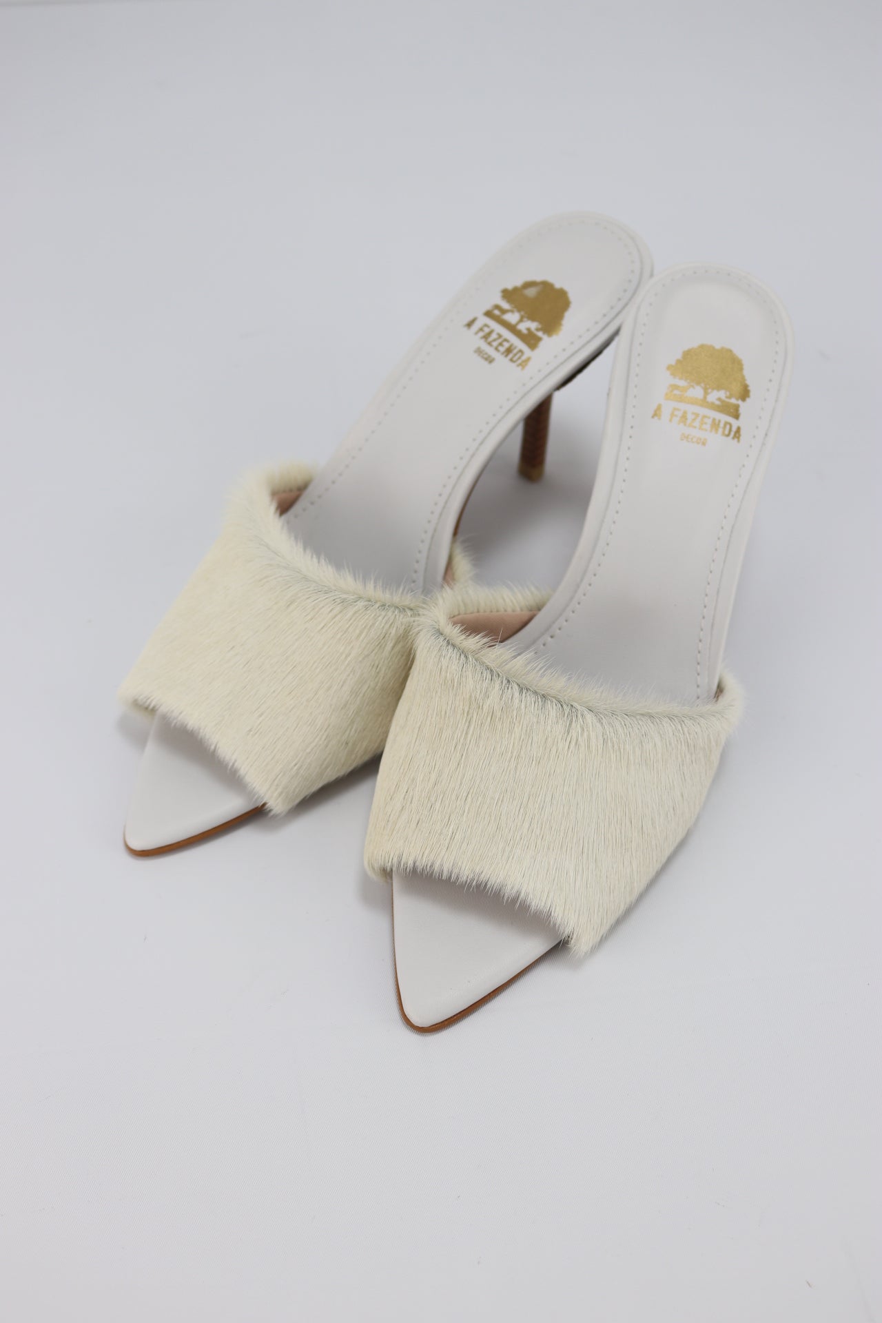 Mule Bico Folha N.36