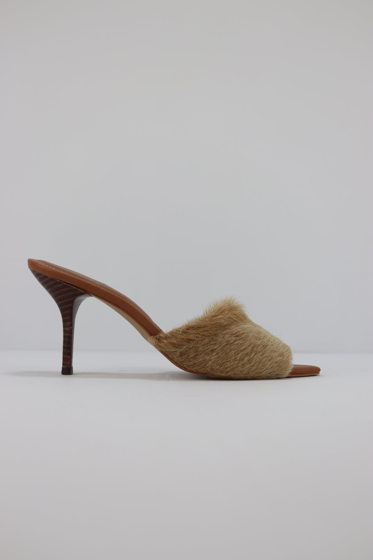 Mule bico folha N.38