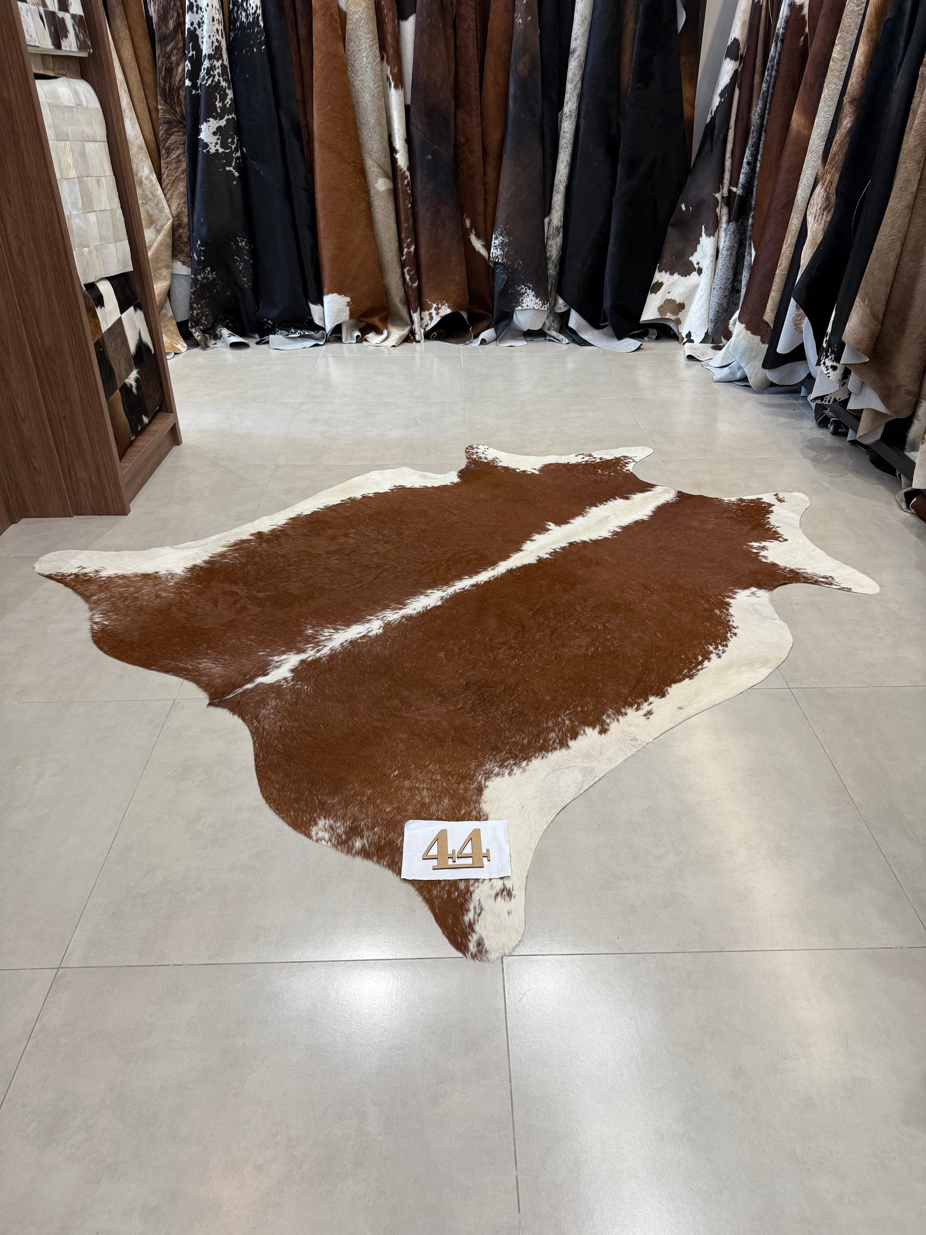 Tapete de Couro Formatado 44 | 2,26x2,06m
