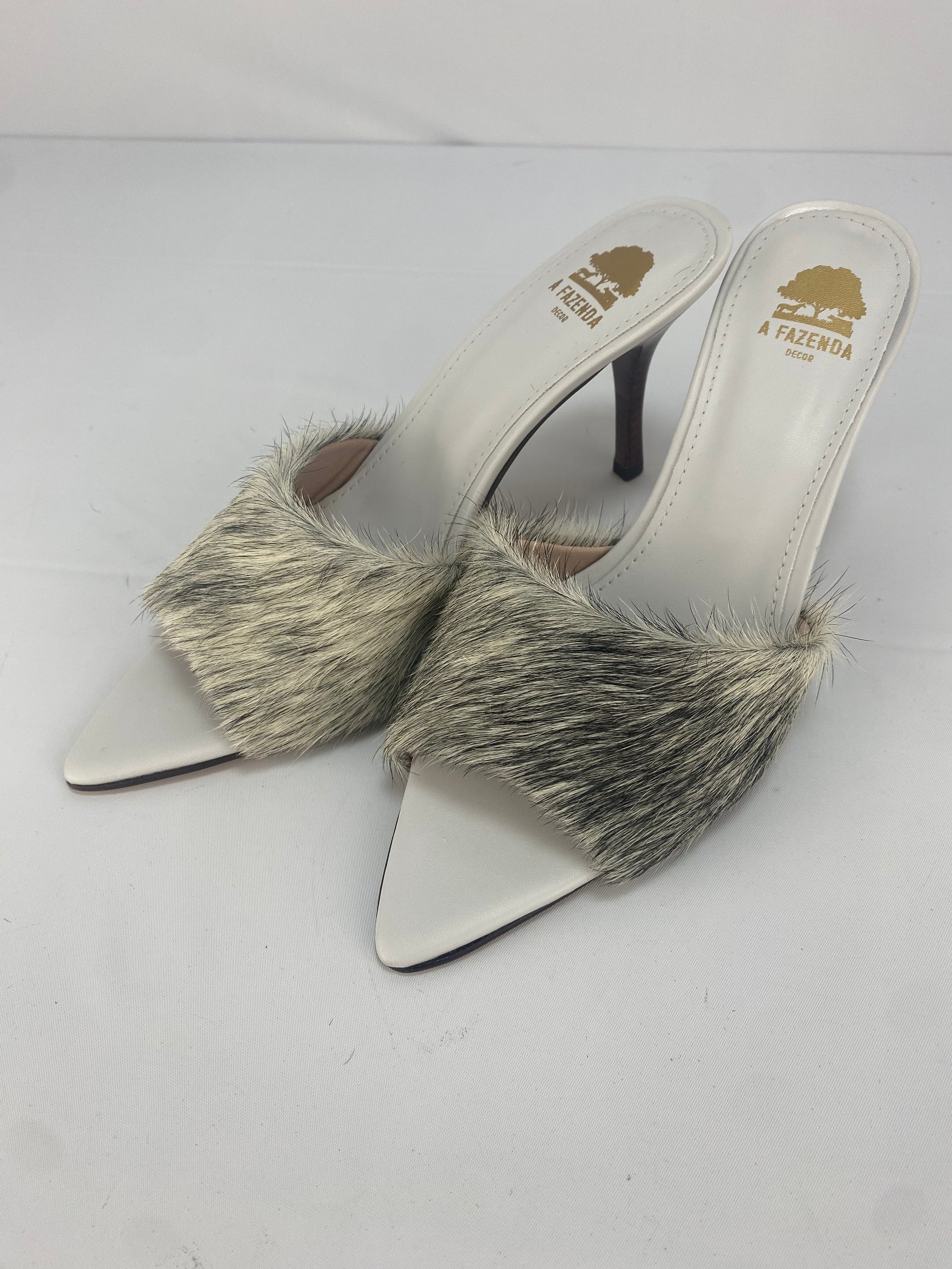 Mule bico folha N.38