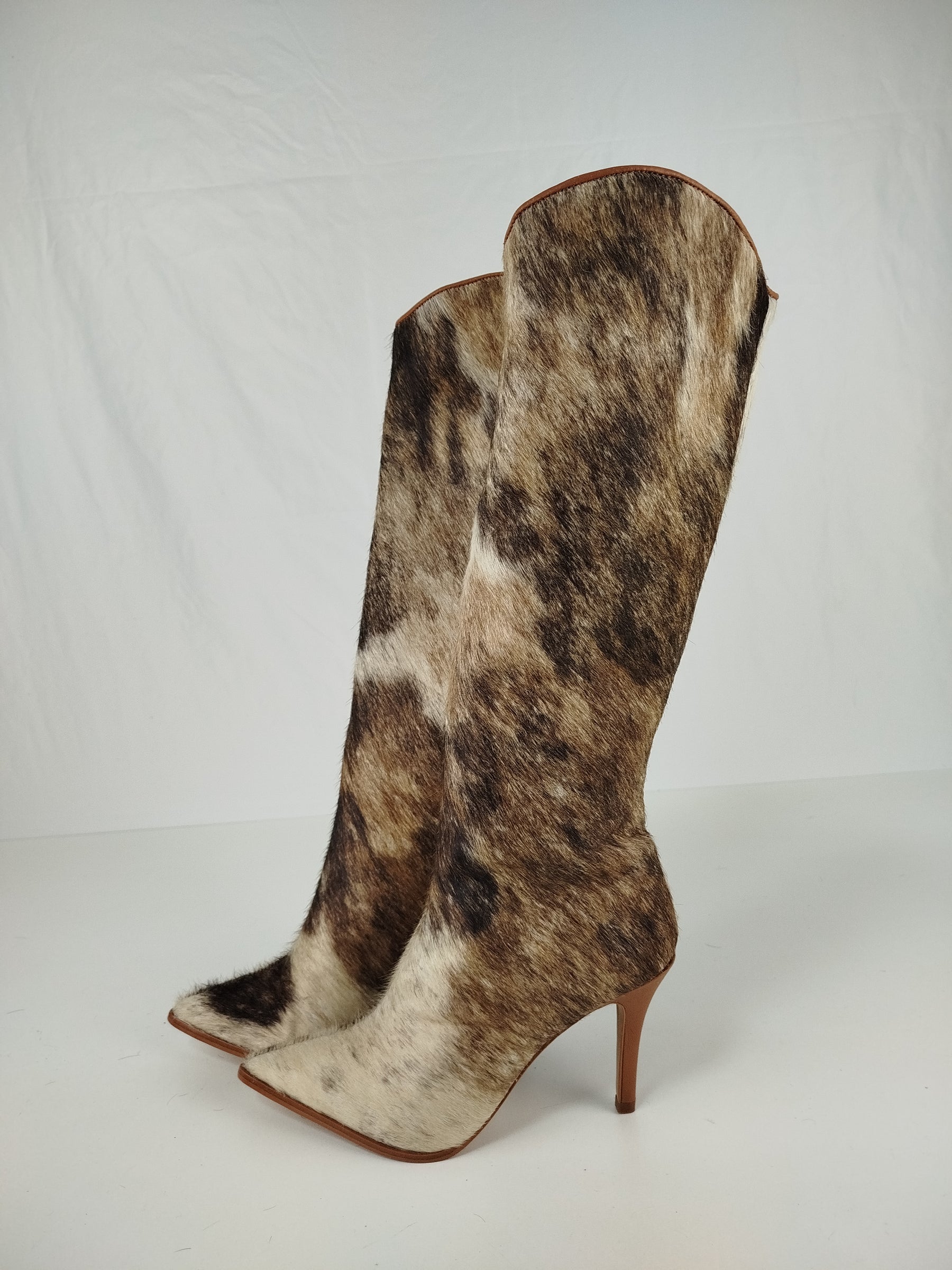 Bota Cali Salto Fino | N.38