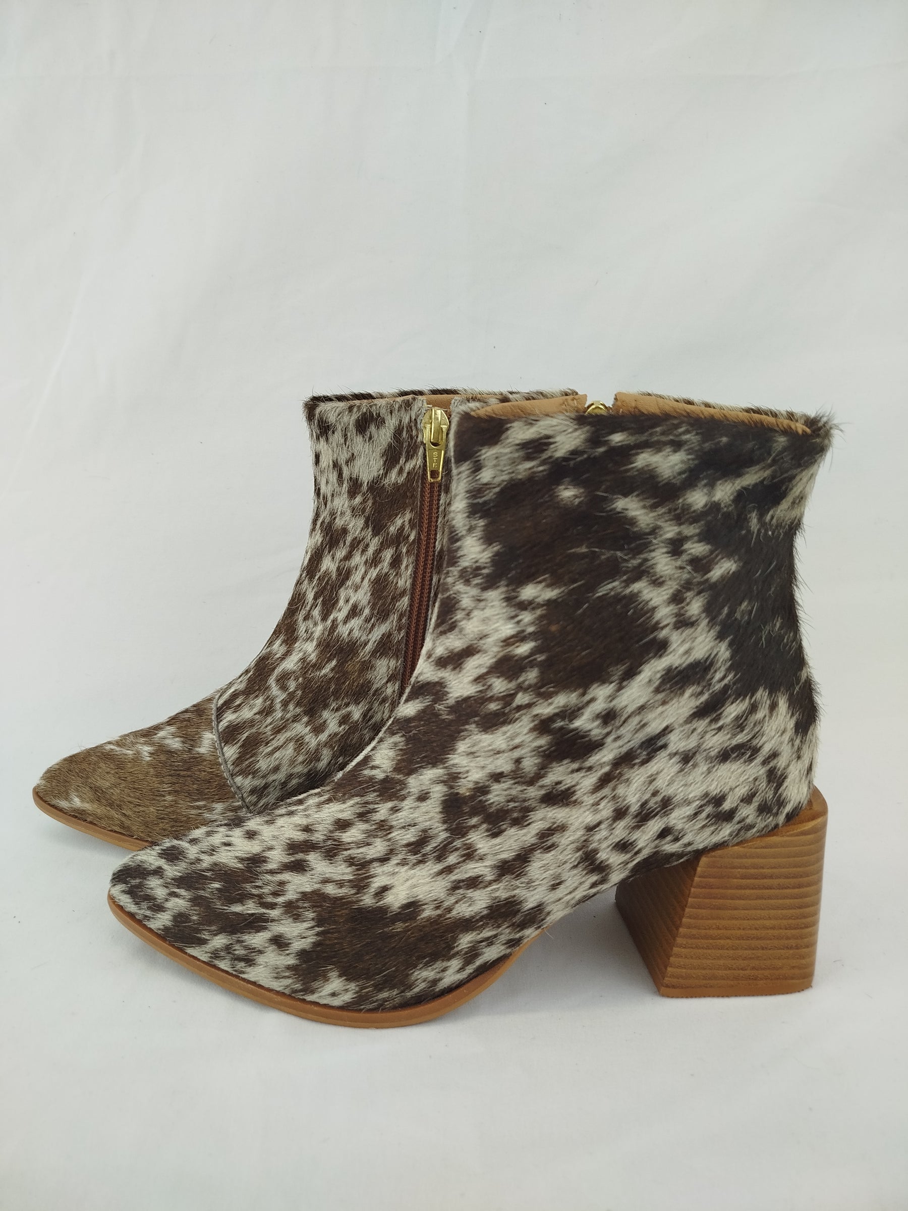 Bota Cano Curto Salto Bloco | Tamanho 37