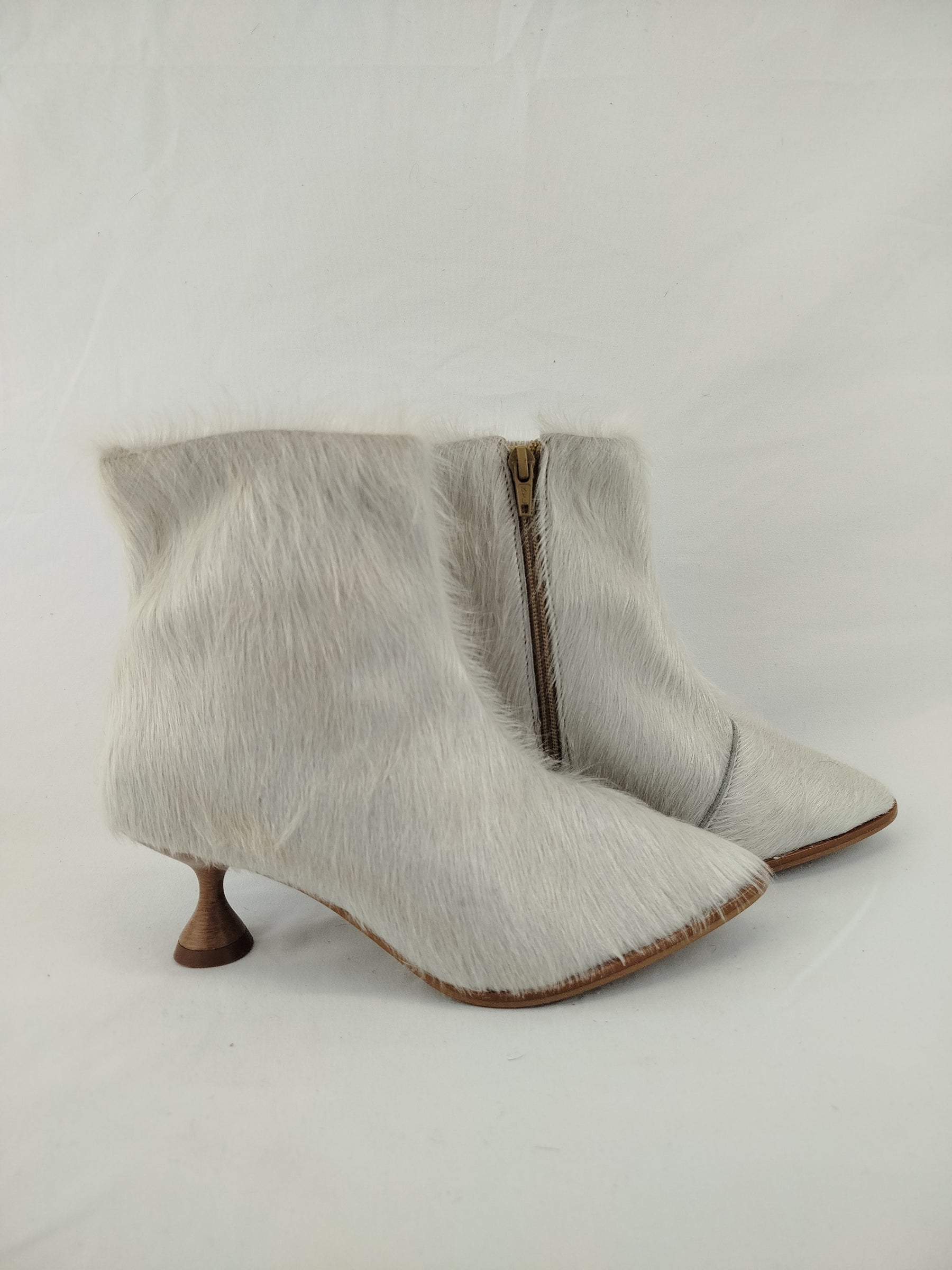 Bota Cano Curto Salto Fino | Tamanho 34