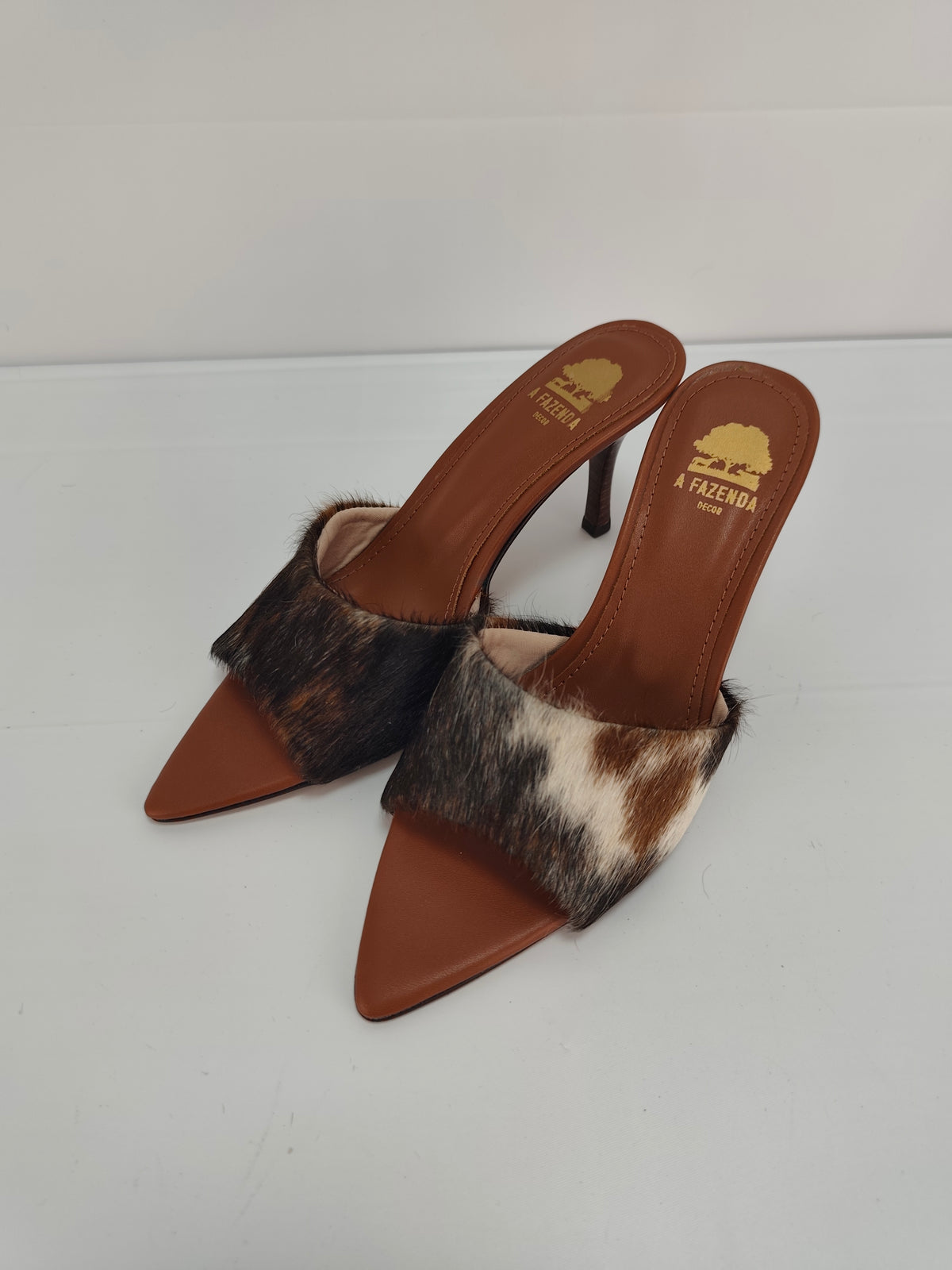 Mule bico folha N.35