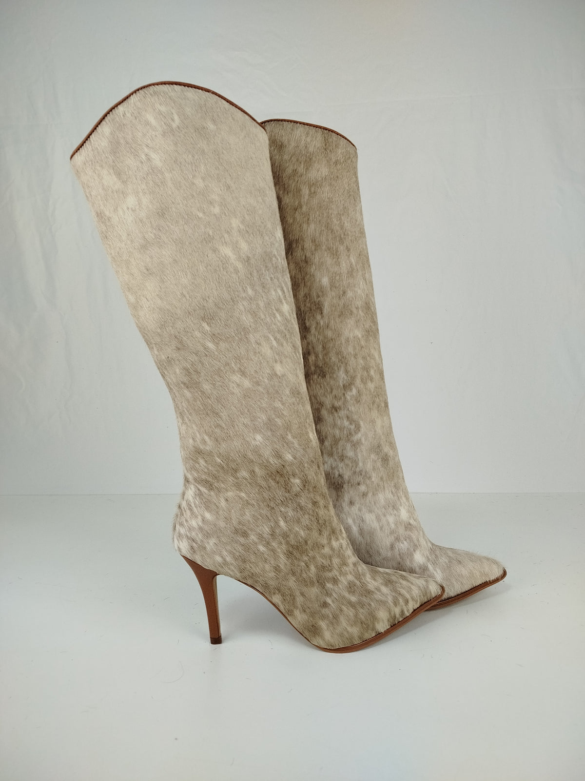 Bota Cali Salto Fino | N.39