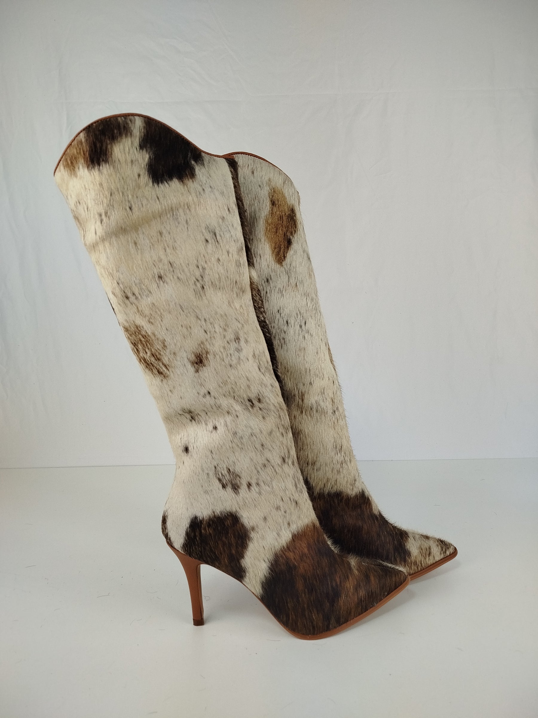 Bota Cali Salto Fino | N.38