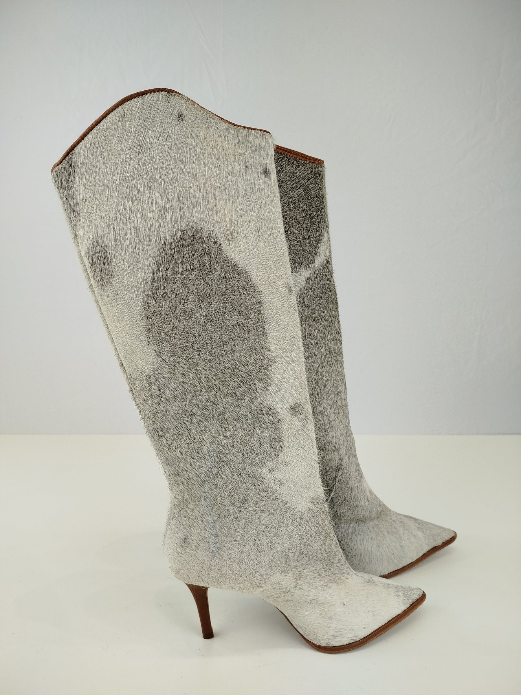 Bota Cali Salto Fino | N.39