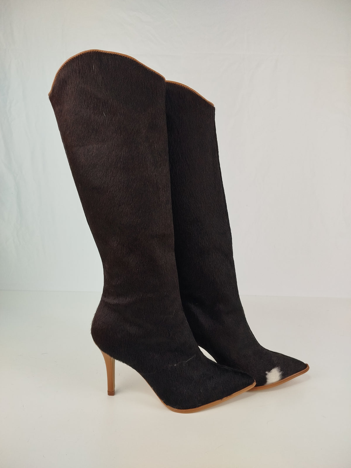 Bota Cali Salto Fino | N.38