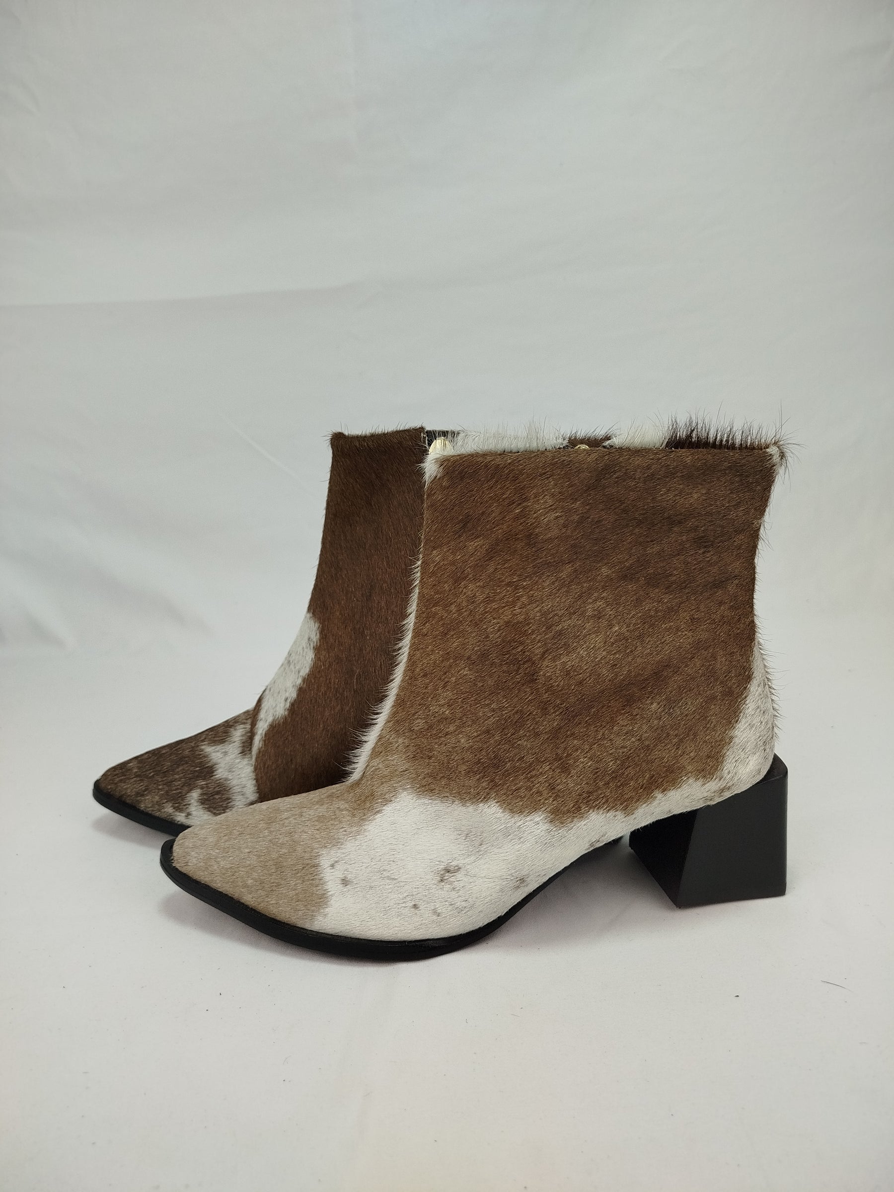 Bota Cano Curto Salto Bloco | Tamanho 36