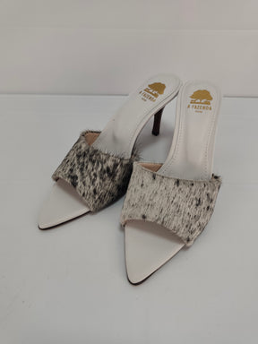 Mule Bico Folha N.36