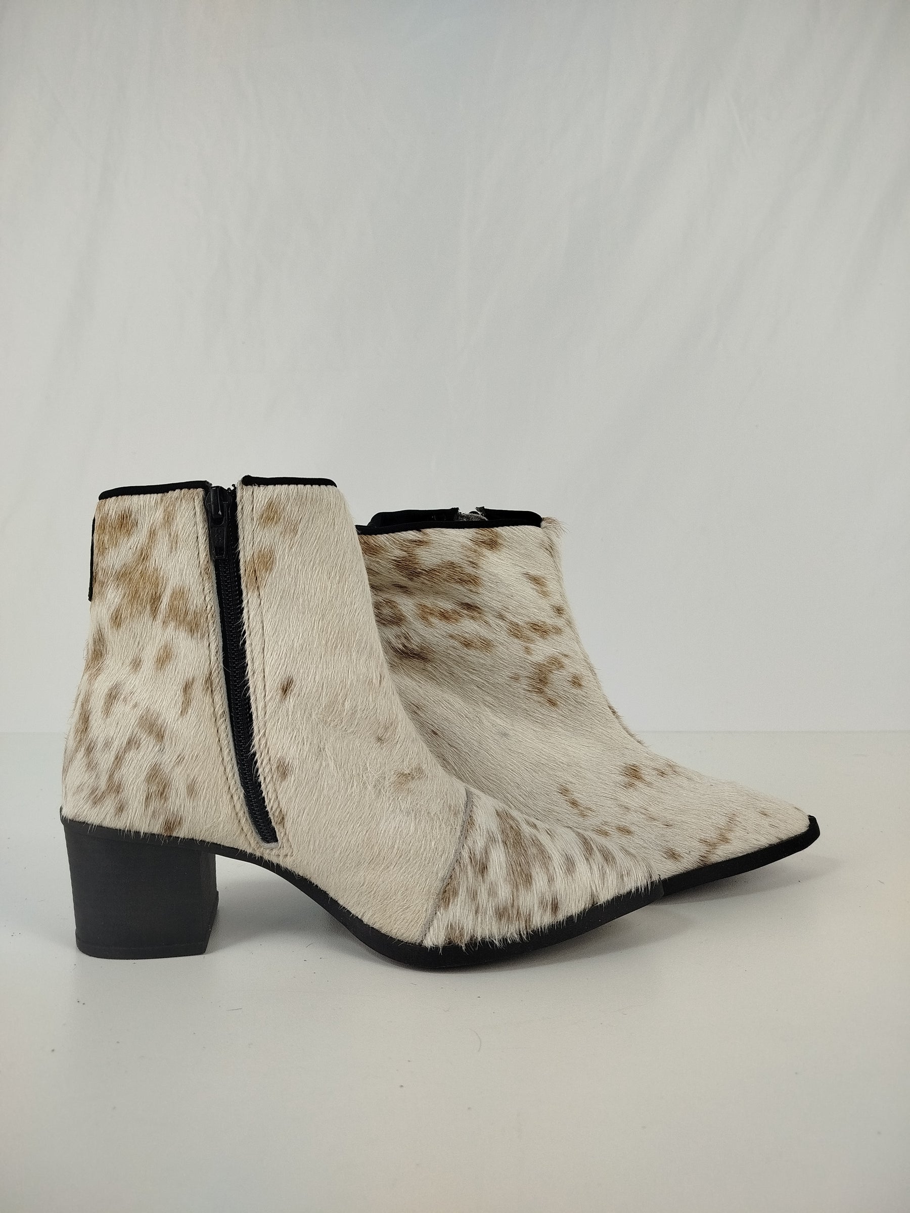 Bota Cano Curto Salto Bloco | Tamanho 35